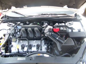 Ford Fusion Performance Air Intake - K&N Engineering - Drop In Air Filter - `06-`11